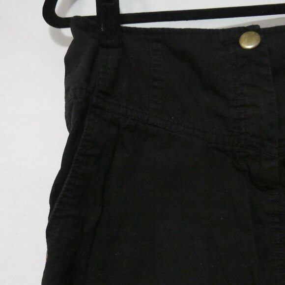 H&M | size 8 | Elegant Black Cotton Mini Skirt | Button Front | Buckle Back - Picture 3 of 14
